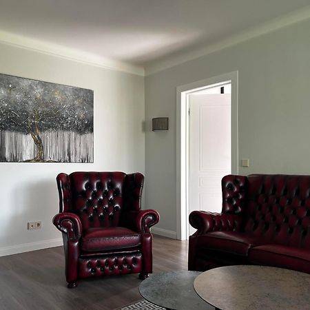 Luxuria Modern Apartments - Self Check-In Шяуляй Экстерьер фото