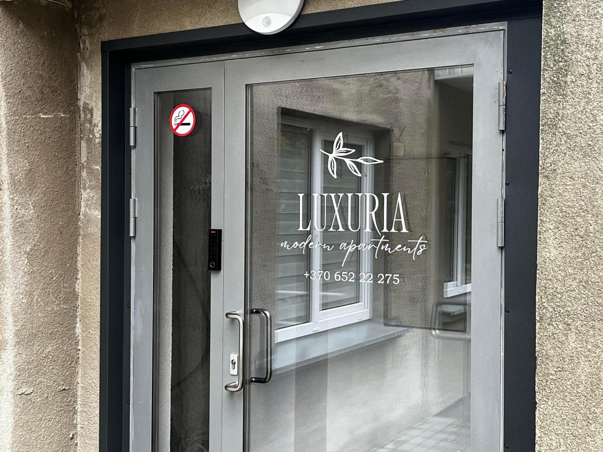 Luxuria Modern Apartments - Self Check-In Шяуляй Экстерьер фото